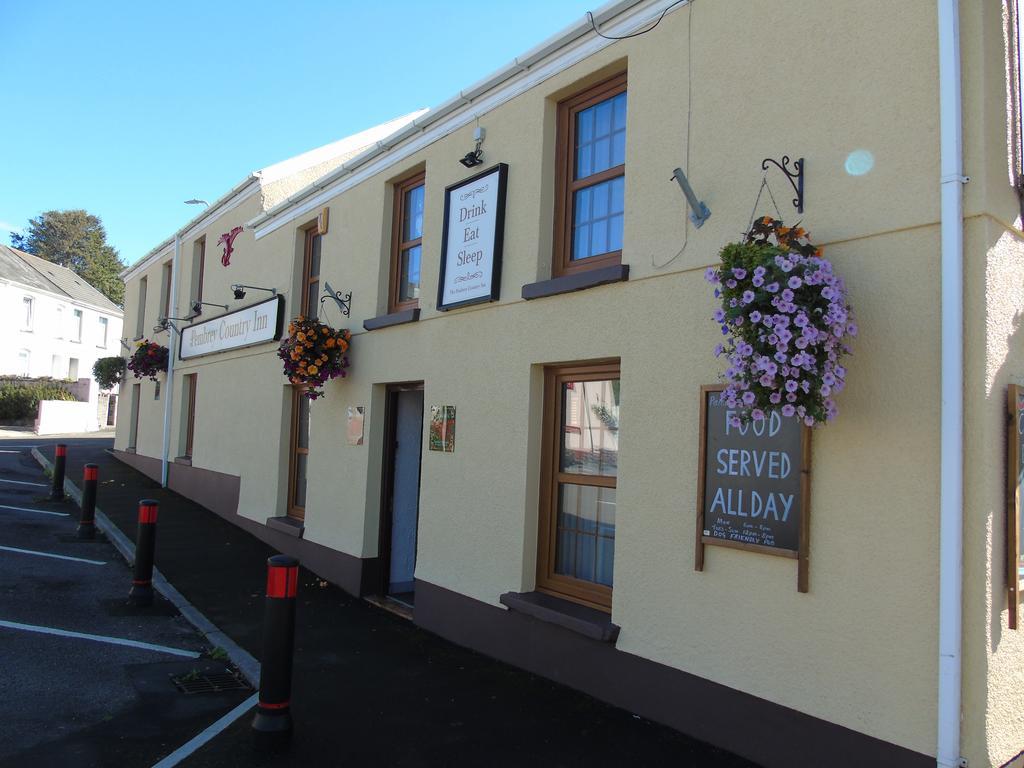 The Pembrey Country Inn エクステリア 写真