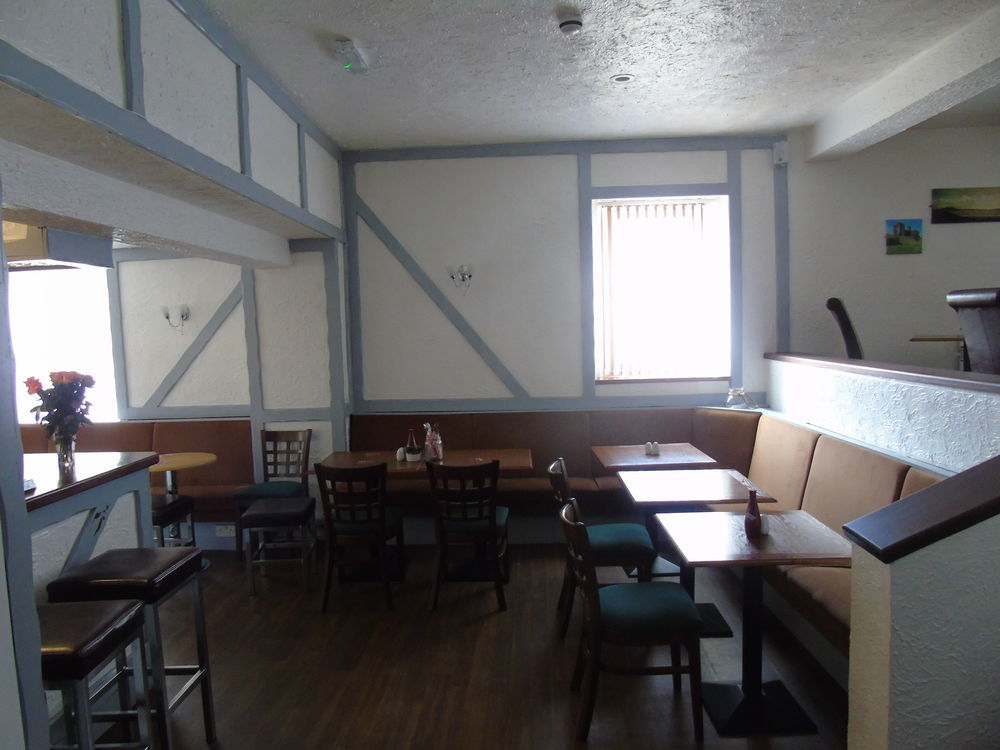 The Pembrey Country Inn エクステリア 写真