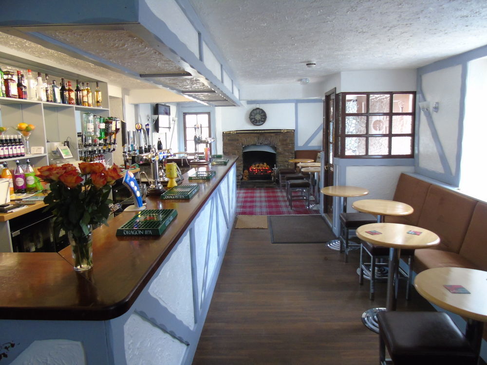 The Pembrey Country Inn エクステリア 写真
