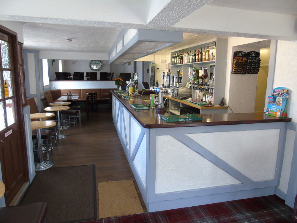 The Pembrey Country Inn エクステリア 写真